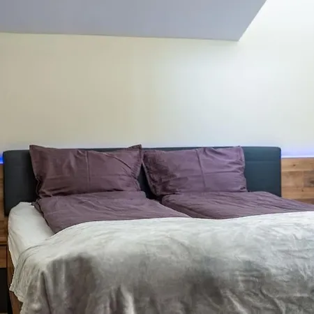 Apartment Getaway 2 Bedroom Dream - Free Parking *